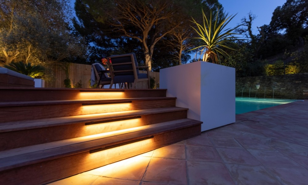 Outdoor line lighting - outdoor lighting - in-lite